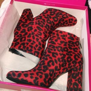 Red Cheetah Print Heels BRAND NEW